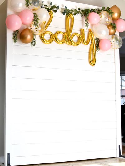 Final shiplap photo backdrop