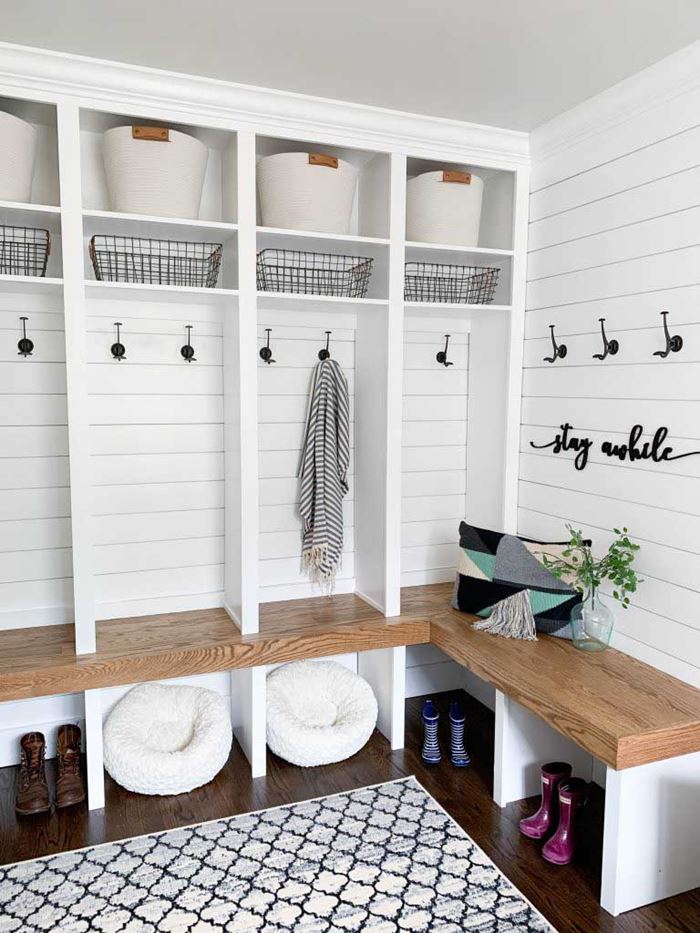 Modern Farmhouse Mudroom_Clark Aldine