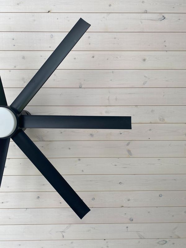 Native Woods Alpine Covered Porch Ceiling Fan Closeup