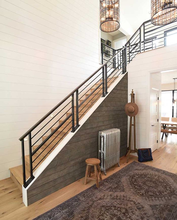 Rustic Collection Shiplap Gallery Drk Brown Staircase
