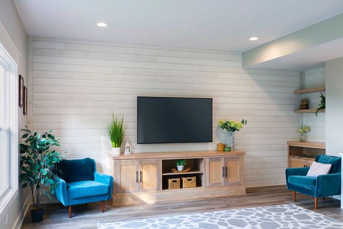 Rustic White Shiplap_1x6 Livingroom