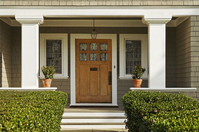Front entry trim