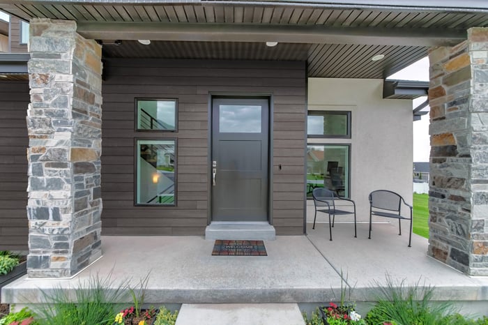 Edge-ForgeWood-Steel-Lifestyle-2